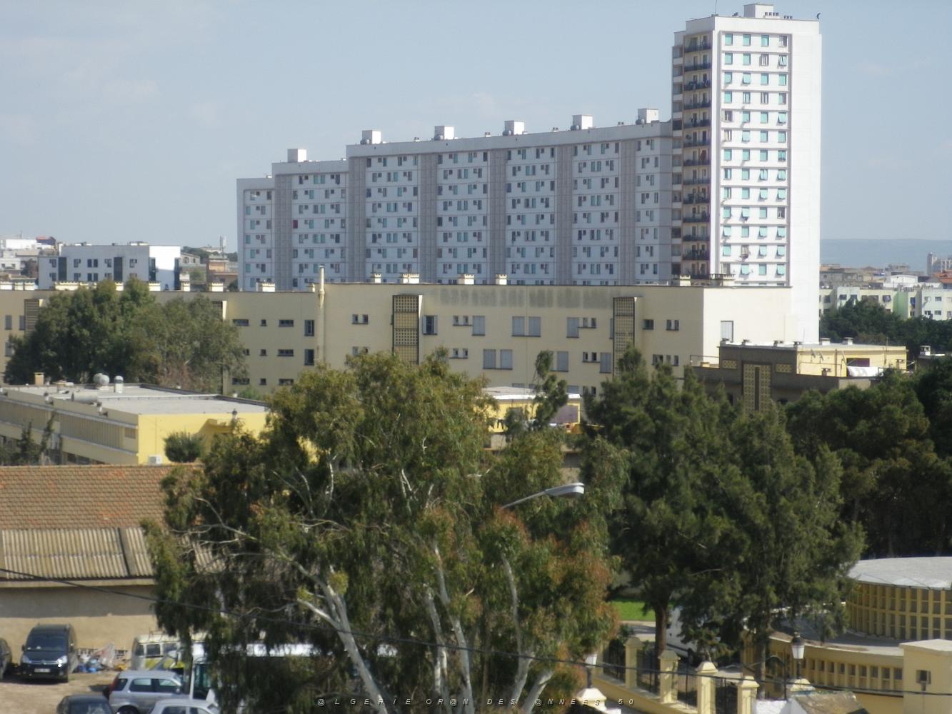 1127 au fond la cite dar-beida .JPG